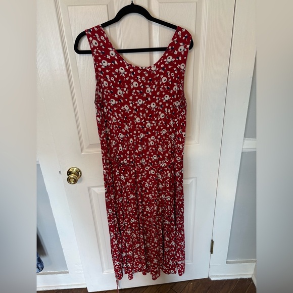 Talbots Floral Crepe Tiered Maxi Dress | Size 12 | Red, Navy & White - Picture 7 of 9